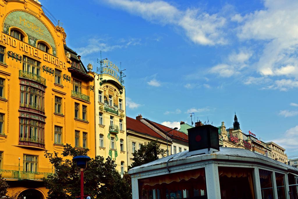 Meran Praga Exterior foto