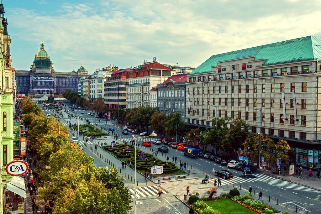 Meran Praga Exterior foto