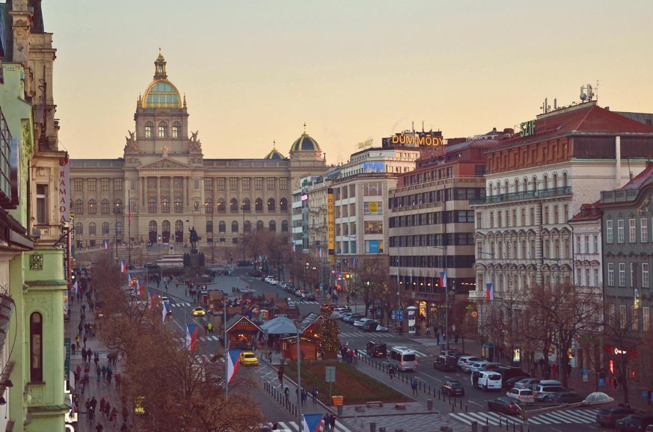 Meran Praga Exterior foto