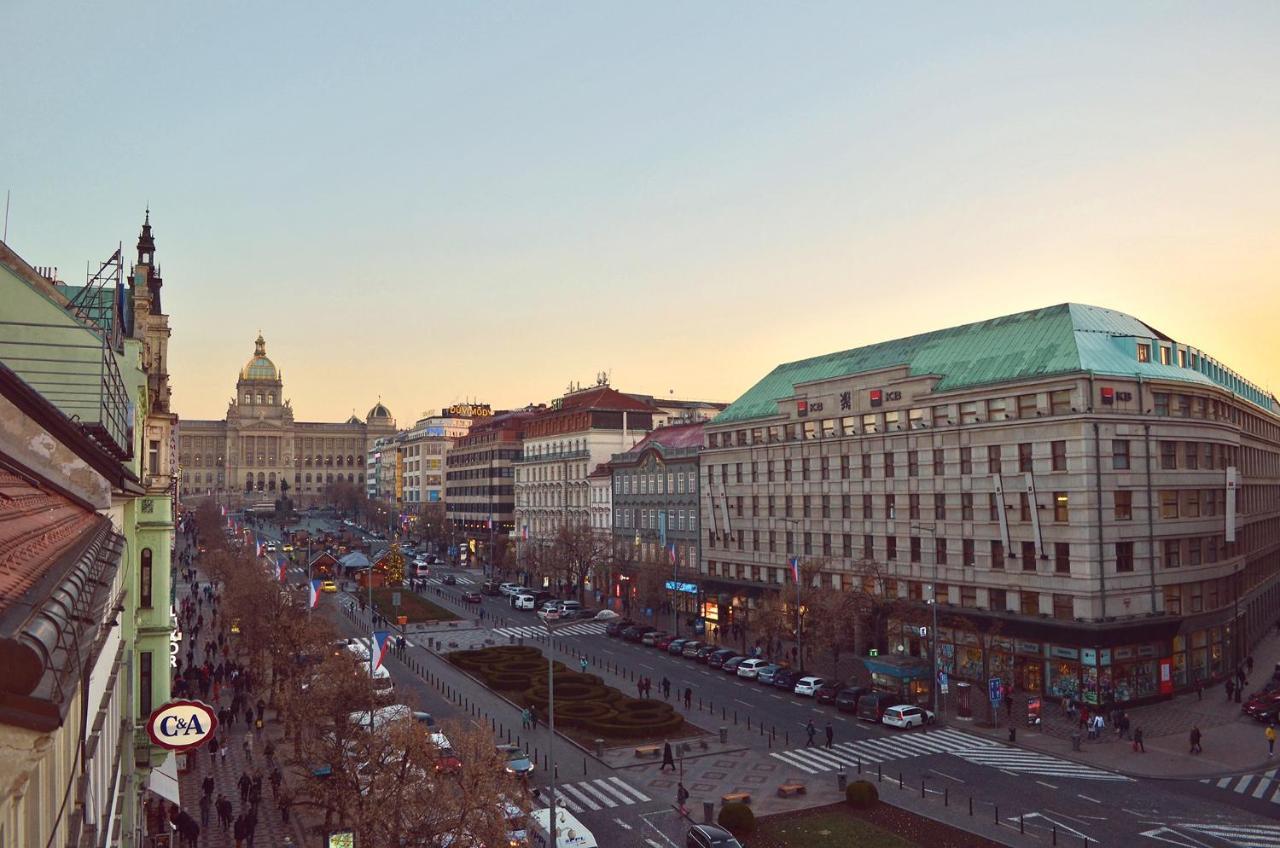 Meran Praga Exterior foto